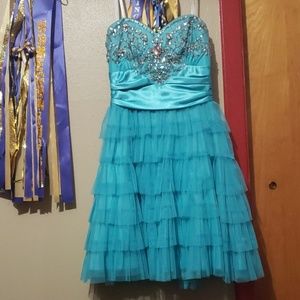 Strapless dress